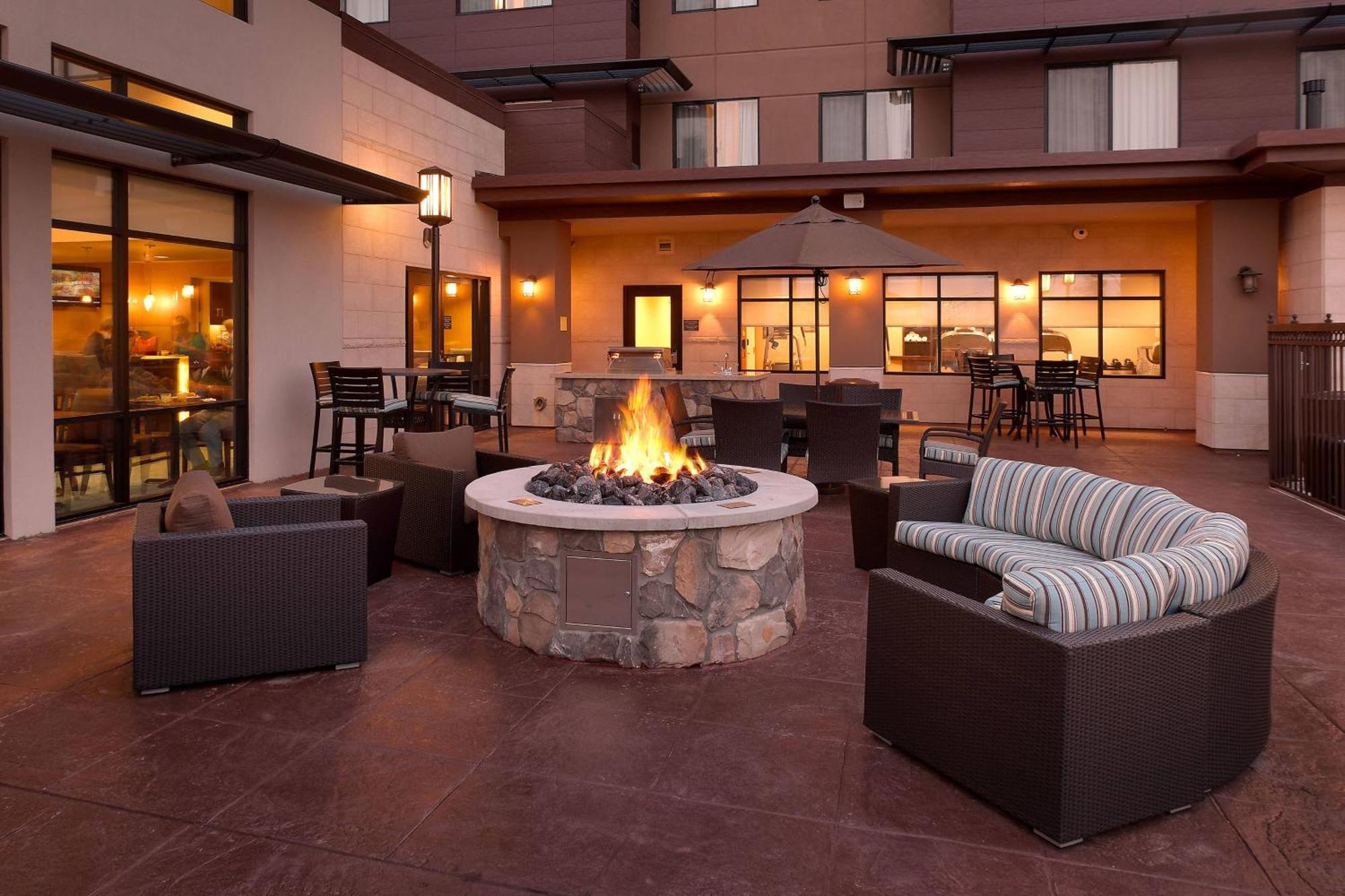 Residence Inn By Marriott Phoenix Gilbert Bagian luar foto